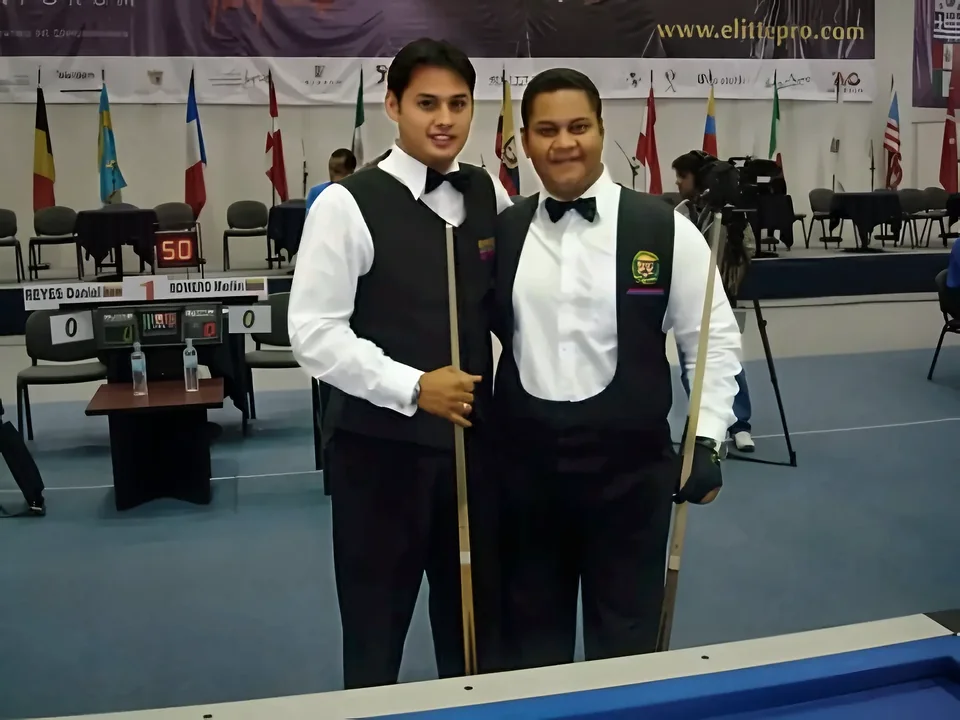 Frente a Merlín Romero en competencia internacional.